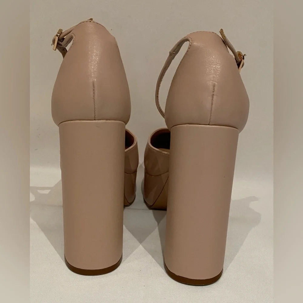 NEW Madden Girl Women’s Dion Platform Pumps Blush Pink Size 8.5M